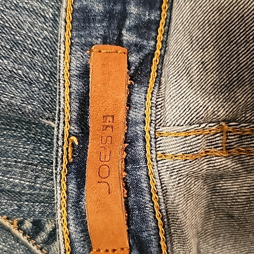 Capri blue jeans